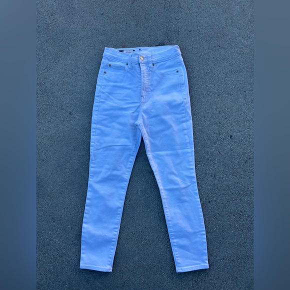 GAP Denim - Gap True Skinny Sky Rise Women's All White Jeans Size 25